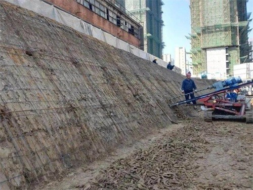 裕华建筑边坡支护